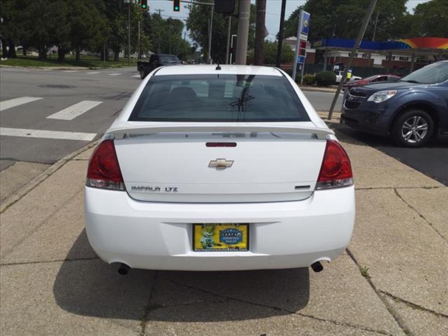 2014 Summit White Chevrolet Impala Limited LTZ Fleet (2G1WC5E39E1) with an 3.6L 3.6L Flex Fuel V6 300hp 262ft. lbs. Fuel Injected engine, 6-Speed Shiftable Automatic w/Overdrive transmission, located at 5505 N. Summit St., Toledo, OH, 43611, (419) 729-2688, 41.654953, -83.530014 - Photo#48