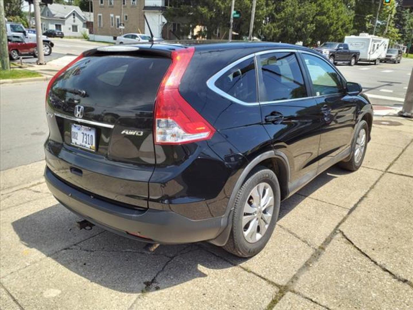 2014 Crystal Black Pearl Honda CR-V EX-L (2HKRM4H71EH) with an 2.4L 2.4L I4 185hp 163ft. lbs. Sequential Multiport Fuel Injection engine, 5-Speed Automatic transmission, located at 5505 N. Summit St., Toledo, OH, 43611, (419) 729-2688, 41.654953, -83.530014 - Photo#25