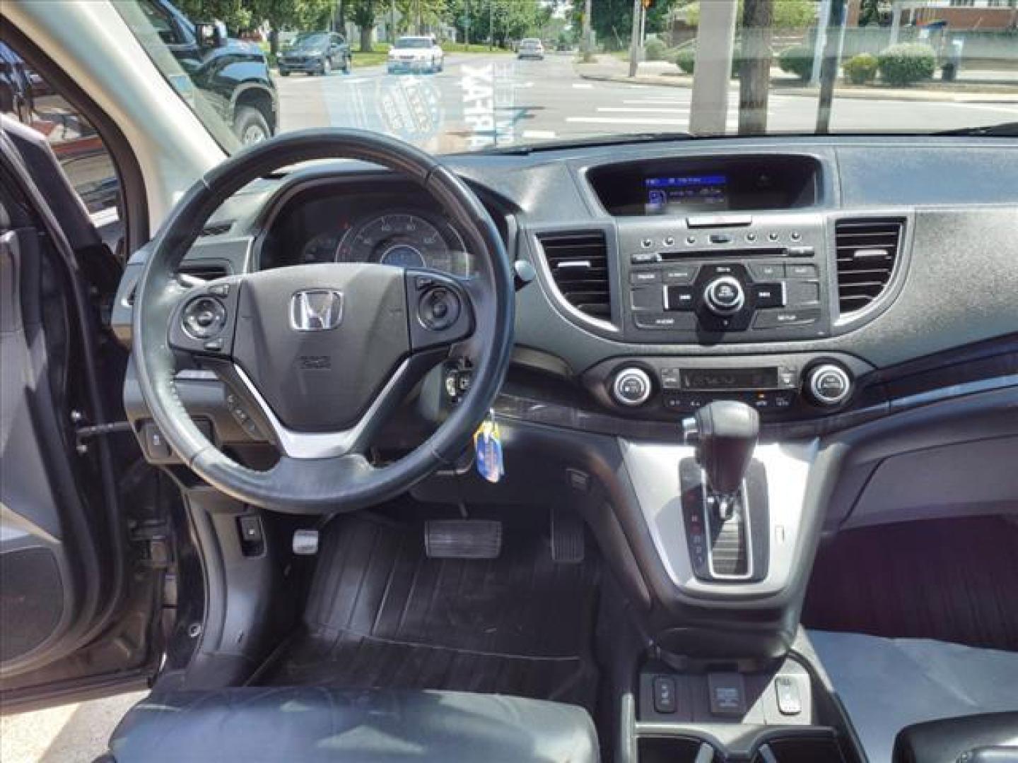 2014 Crystal Black Pearl Honda CR-V EX-L (2HKRM4H71EH) with an 2.4L 2.4L I4 185hp 163ft. lbs. Sequential Multiport Fuel Injection engine, 5-Speed Automatic transmission, located at 5505 N. Summit St., Toledo, OH, 43611, (419) 729-2688, 41.654953, -83.530014 - Photo#5