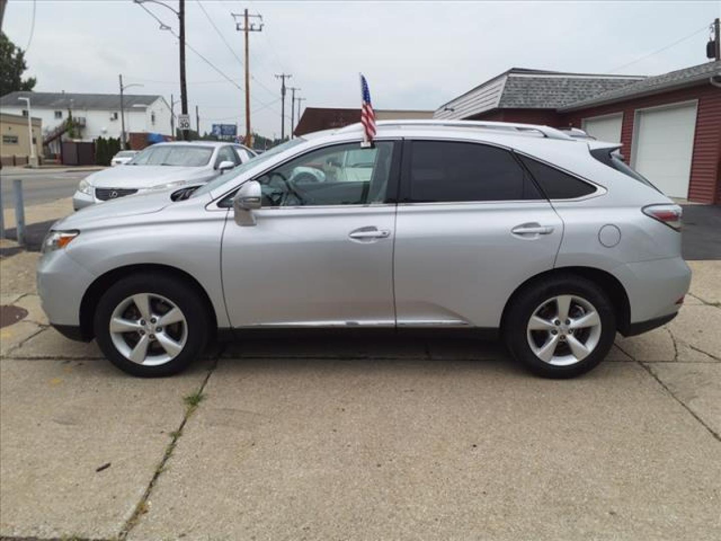 2011 Tungsten Pearl Lexus RX 350 AWD Base (2T2BK1BA3BC) with an 3.5L 3.5L V6 275hp 257ft. lbs. Sequential Multiport Fuel Injection engine, 6-Speed Shiftable Automatic transmission, located at 5505 N. Summit St., Toledo, OH, 43611, (419) 729-2688, 41.654953, -83.530014 - Photo#23