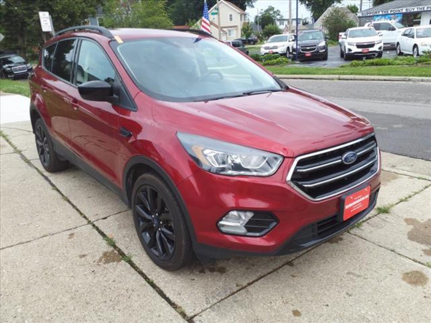 2017 Ruby Red Metallic Tinted Clearcoat Ford Escape SE (1FMCU0G95HU) with an 2.0L EcoBoost 2.0L Turbo I4 245hp 275ft. lbs. Direct Injection engine, 6-Speed Shiftable Automatic transmission, located at 5505 N. Summit St., Toledo, OH, 43611, (419) 729-2688, 41.654953, -83.530014 - Photo#19