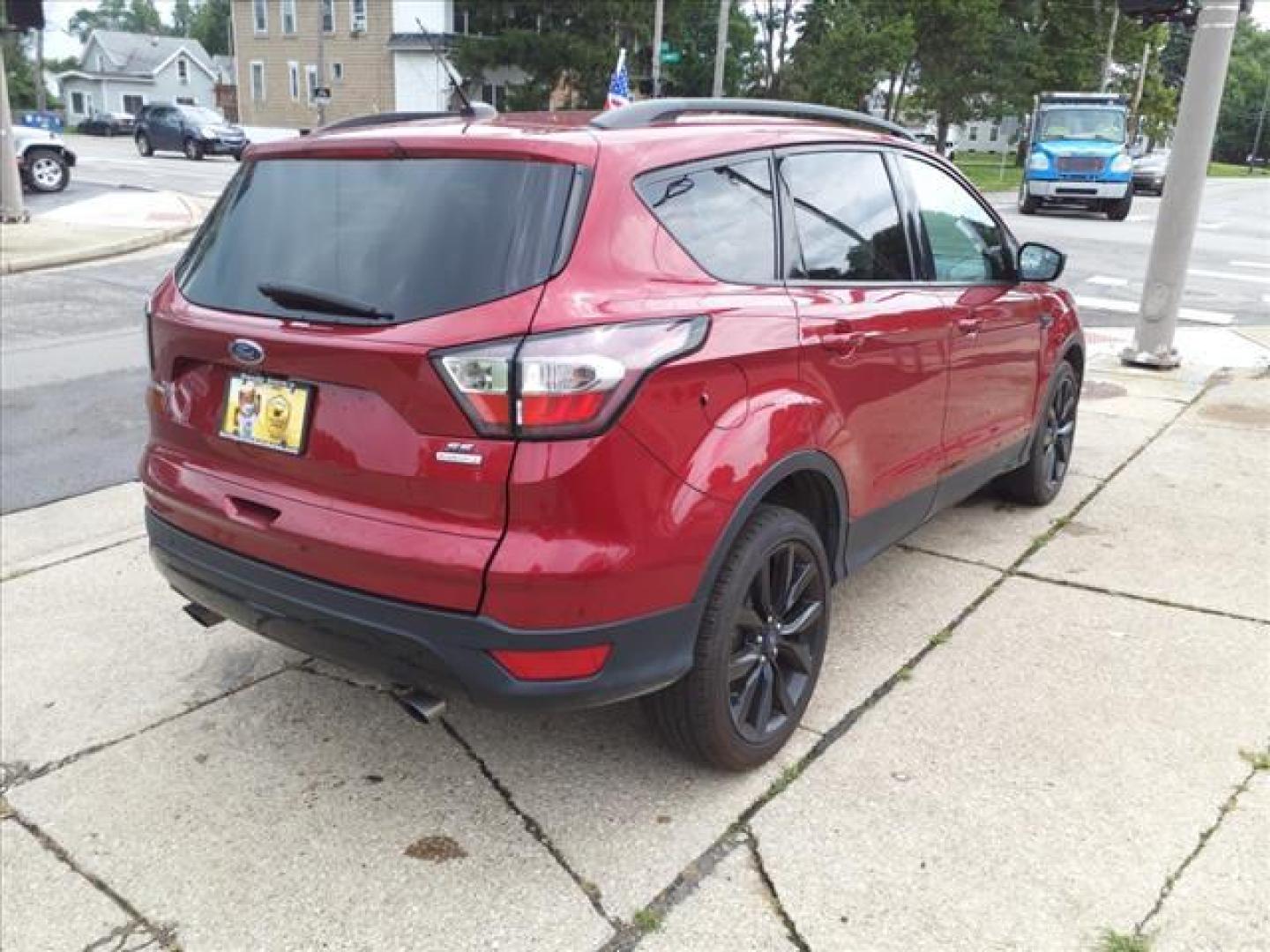 2017 Ruby Red Metallic Tinted Clearcoat Ford Escape SE (1FMCU0G95HU) with an 2.0L EcoBoost 2.0L Turbo I4 245hp 275ft. lbs. Direct Injection engine, 6-Speed Shiftable Automatic transmission, located at 5505 N. Summit St., Toledo, OH, 43611, (419) 729-2688, 41.654953, -83.530014 - Photo#25