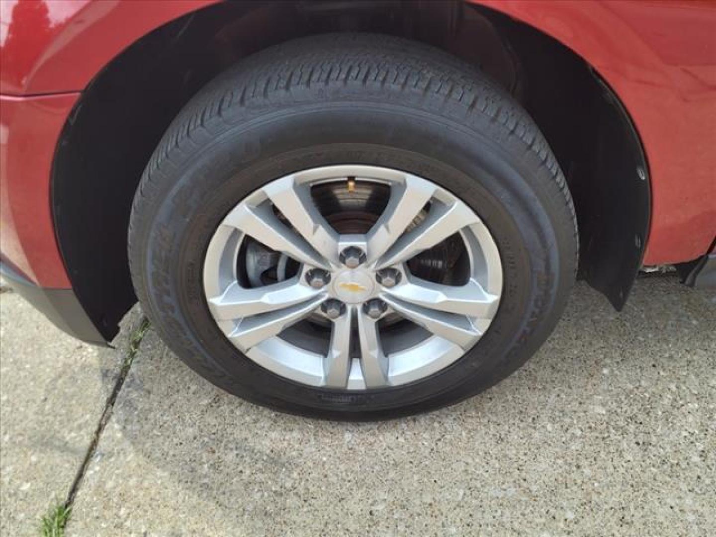 2013 Crystal Red Tintcoat Chevrolet Equinox LT (2GNFLPE33D6) with an 3.6L 3.6L V6 301hp 272ft. lbs. Direct Injection engine, 6-Speed Shiftable Automatic transmission, located at 5505 N. Summit St., Toledo, OH, 43611, (419) 729-2688, 41.654953, -83.530014 - Photo#29