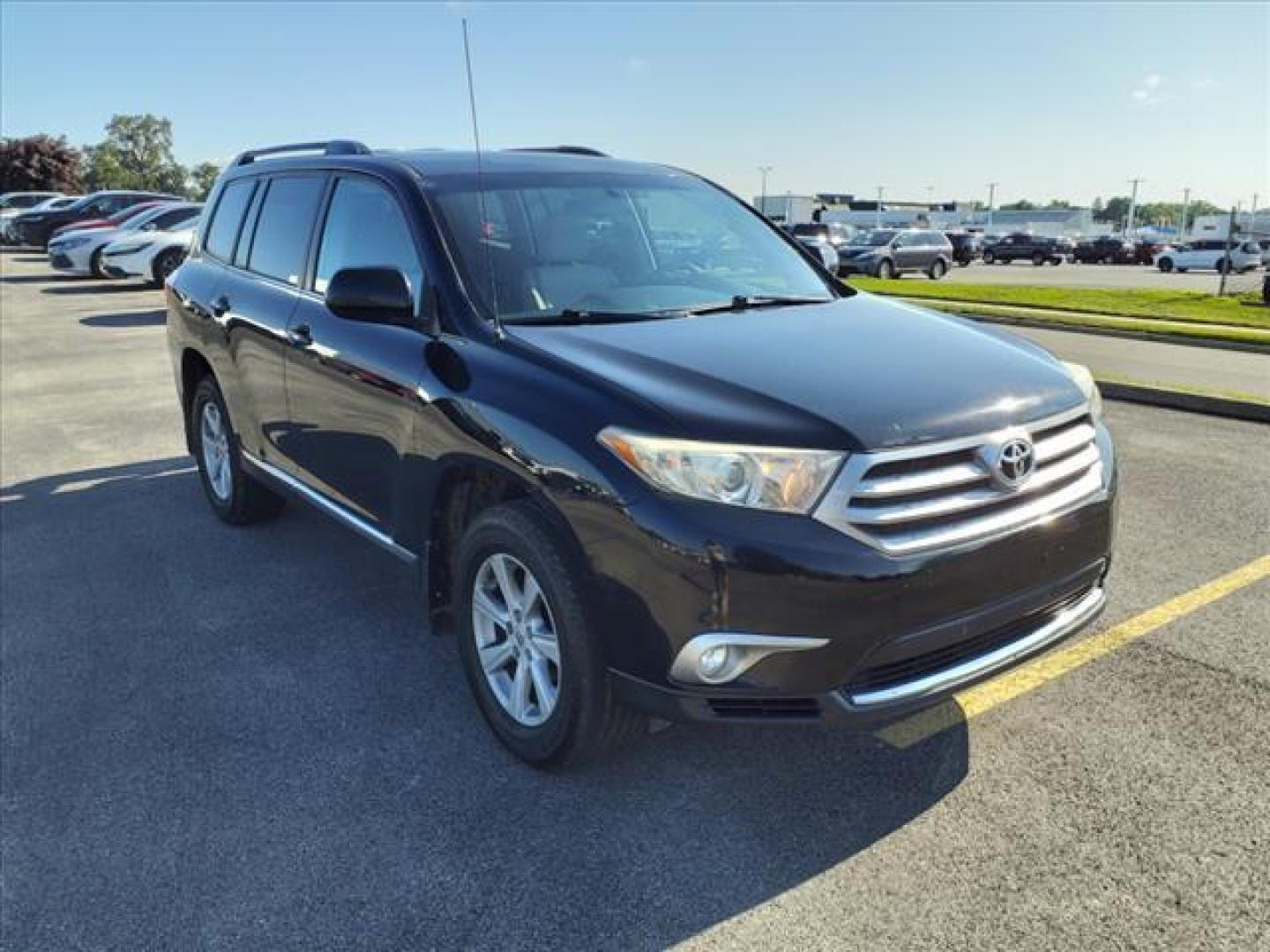 2013 Black Toyota Highlander Base (5TDZA3EH6DS) with an 2.7L 2.7L I4 187hp 186ft. lbs. Fuel Injected engine, 6-Speed Shiftable Automatic transmission, located at 5505 N. Summit St., Toledo, OH, 43611, (419) 729-2688, 41.654953, -83.530014 - Photo#14