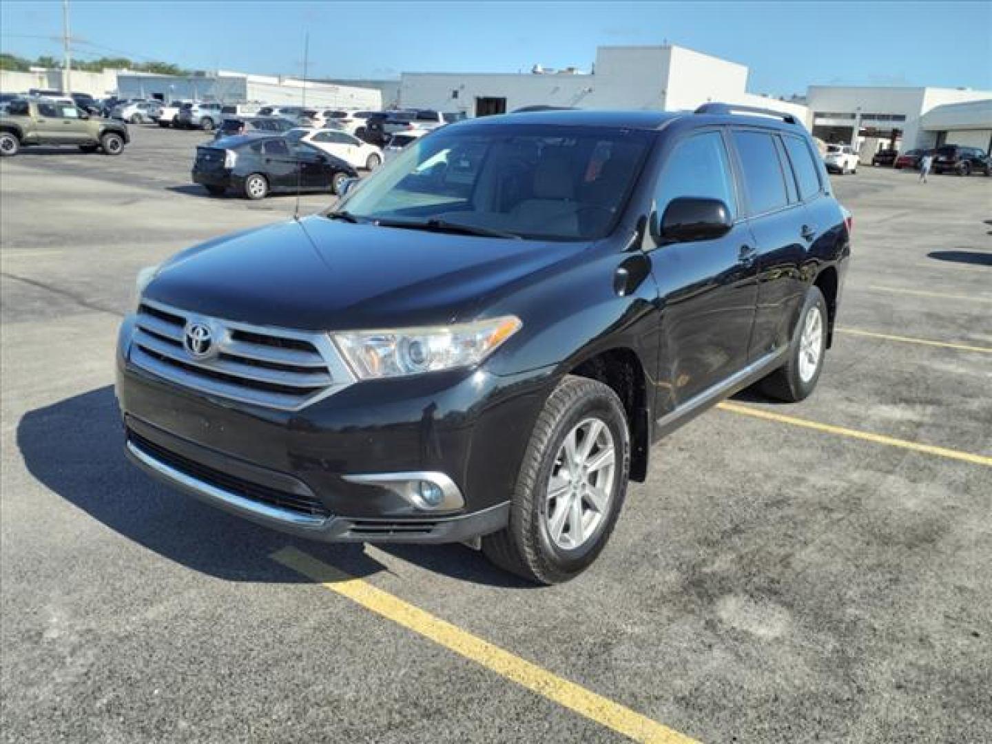 2013 Black Toyota Highlander Base (5TDZA3EH6DS) with an 2.7L 2.7L I4 187hp 186ft. lbs. Fuel Injected engine, 6-Speed Shiftable Automatic transmission, located at 5505 N. Summit St., Toledo, OH, 43611, (419) 729-2688, 41.654953, -83.530014 - Photo#16