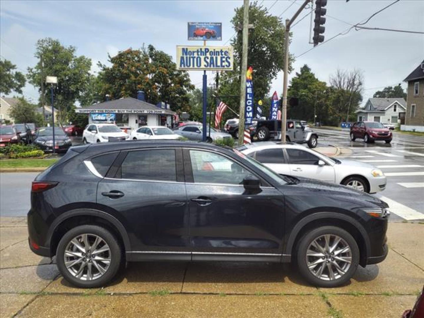 2019 Jet Black Mica Mazda CX-5 AWD Grand Touring (JM3KFBDM8K1) with an 2.5L SKYACTIV-G 2.5L I4 187hp 186ft. lbs. Direct Injection engine, 6-Speed Shiftable Automatic transmission, located at 5505 N. Summit St., Toledo, OH, 43611, (419) 729-2688, 41.654953, -83.530014 - Photo#0