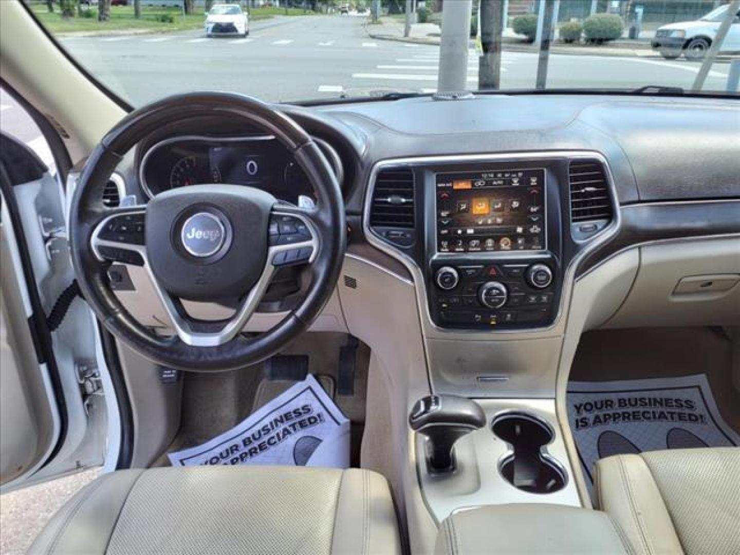 2014 Bright White Clear Coat Jeep Grand Cherokee 4x4 Overland (1C4RJFCG2EC) with an 3.6L 3.6L V6 290hp 260ft. lbs. Sequential Multiport Fuel Injection engine, 8-Speed Shiftable Automatic transmission, located at 5505 N. Summit St., Toledo, OH, 43611, (419) 729-2688, 41.654953, -83.530014 - Photo#5