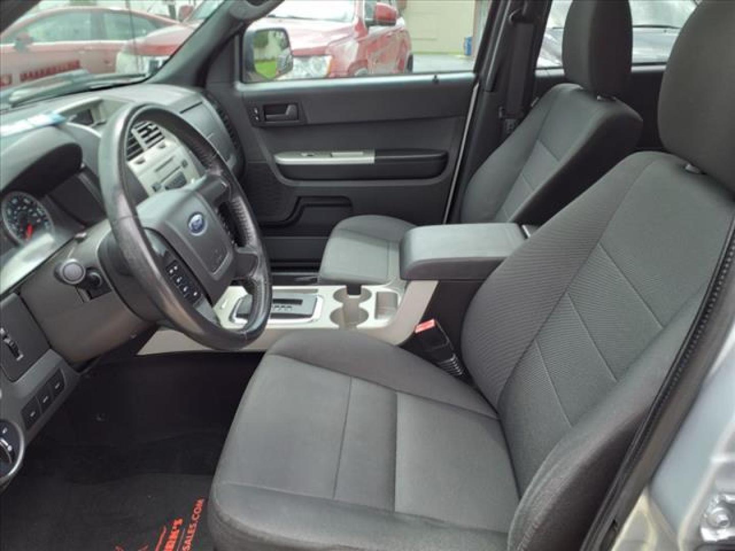 2012 Ingot Silver Metallic Ford Escape XLT (1FMCU0DG7CK) with an 3.0L 3.0L Flex Fuel V6 240hp 223ft. lbs. Sequential Multiport Fuel Injection engine, 6-Speed Automatic transmission, located at 5505 N. Summit St., Toledo, OH, 43611, (419) 729-2688, 41.654953, -83.530014 - Photo#2