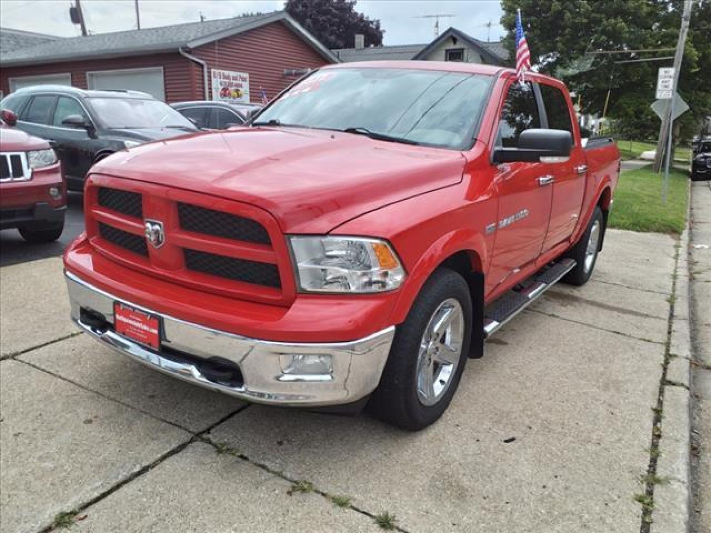 2012 Flame Red Clear Coat/Mineral Gray Metallic Clear C RAM 1500 4x4 Outdoorsman (1C6RD7LT9CS) with an 5.7L HEMI 5.7L V8 390hp 407ft. lbs. Sequential Multiport Fuel Injection engine, 6-Speed Automatic transmission, located at 5505 N. Summit St., Toledo, OH, 43611, (419) 729-2688, 41.654953, -83.530014 - Photo#17