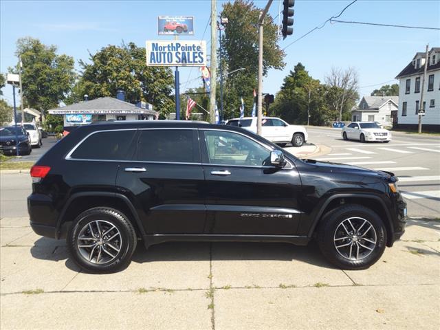 photo of 2017 Jeep Grand Cherokee Limited