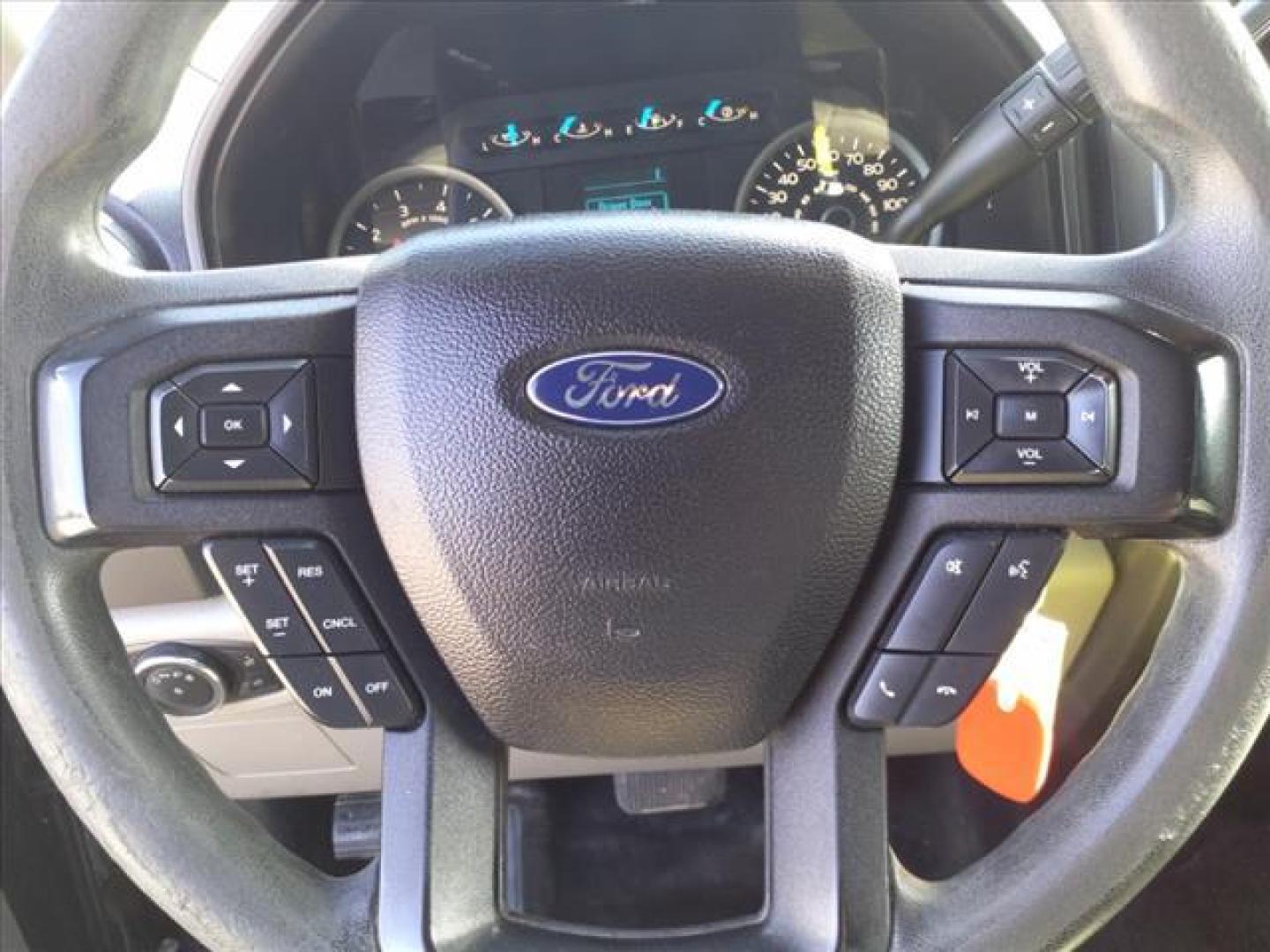 2015 Tuxedo Black Metallic Ford F-150 4x4 XLT (1FTEW1EG8FF) with an 3.5L EcoBoost 3.5L Twin Turbo V6 365hp 420ft. lbs. Direct Injection engine, 6-Speed Shiftable Automatic transmission, located at 5505 N. Summit St., Toledo, OH, 43611, (419) 729-2688, 41.654953, -83.530014 - Photo#6