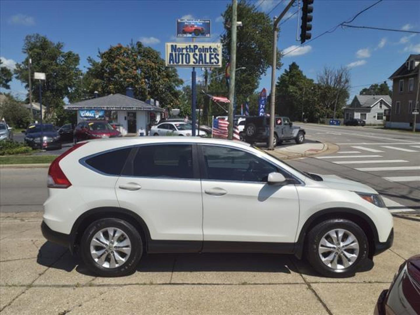 2013 White Diamond Pearl Honda CR-V AWD EX-L (2HKRM4H79DH) with an 2.4L 2.4L I4 185hp 163ft. lbs. Sequential Multiport Fuel Injection engine, 5-Speed Automatic transmission, located at 5505 N. Summit St., Toledo, OH, 43611, (419) 729-2688, 41.654953, -83.530014 - Photo#0