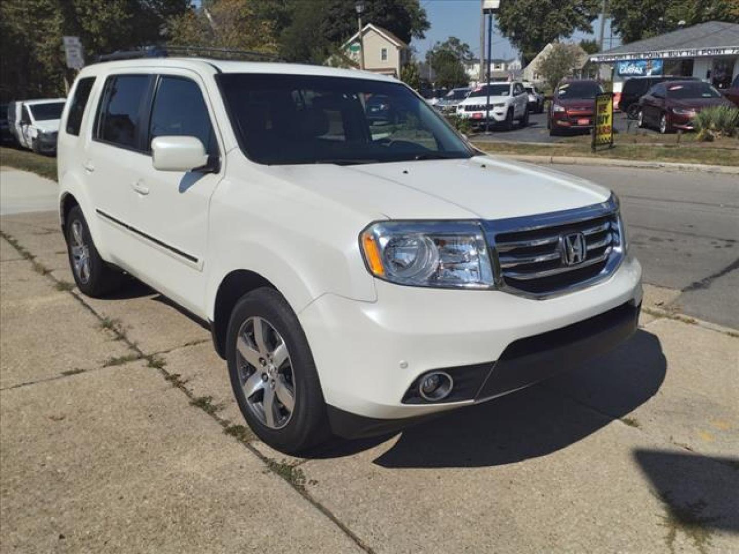 2012 White Diamond Pearl Honda Pilot Touring (5FNYF4H98CB) with an 3.5L 3.5L V6 250hp 253ft. lbs. Sequential Multiport Fuel Injection engine, 5-Speed Automatic transmission, located at 5505 N. Summit St., Toledo, OH, 43611, (419) 729-2688, 41.654953, -83.530014 - Photo#20