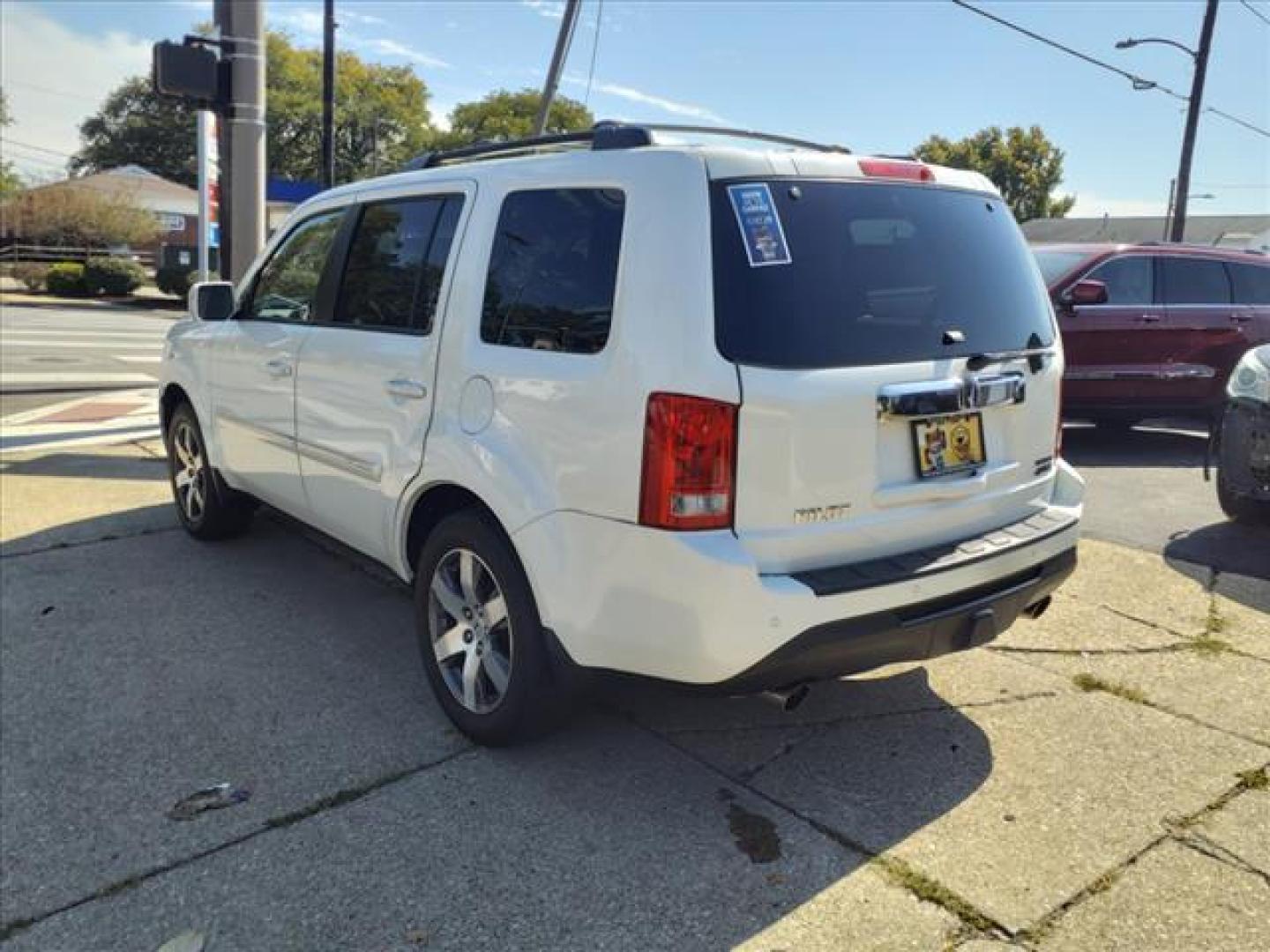 2012 White Diamond Pearl Honda Pilot Touring (5FNYF4H98CB) with an 3.5L 3.5L V6 250hp 253ft. lbs. Sequential Multiport Fuel Injection engine, 5-Speed Automatic transmission, located at 5505 N. Summit St., Toledo, OH, 43611, (419) 729-2688, 41.654953, -83.530014 - Photo#24