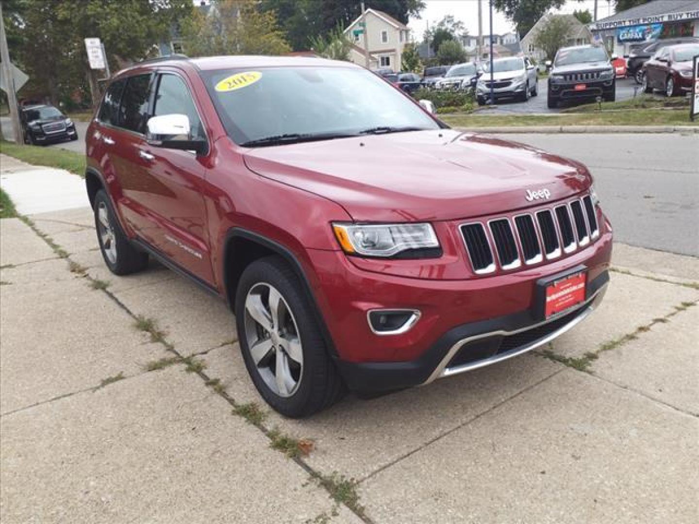 2015 Deep Cherry Red Crystal Pearl Coat Jeep Grand Cherokee 4x4 Limited (1C4RJFBG8FC) with an 3.6L 3.6L V6 290hp 260ft. lbs. Sequential Multiport Fuel Injection engine, 8-Speed Shiftable Automatic transmission, located at 5505 N. Summit St., Toledo, OH, 43611, (419) 729-2688, 41.654953, -83.530014 - Photo#21