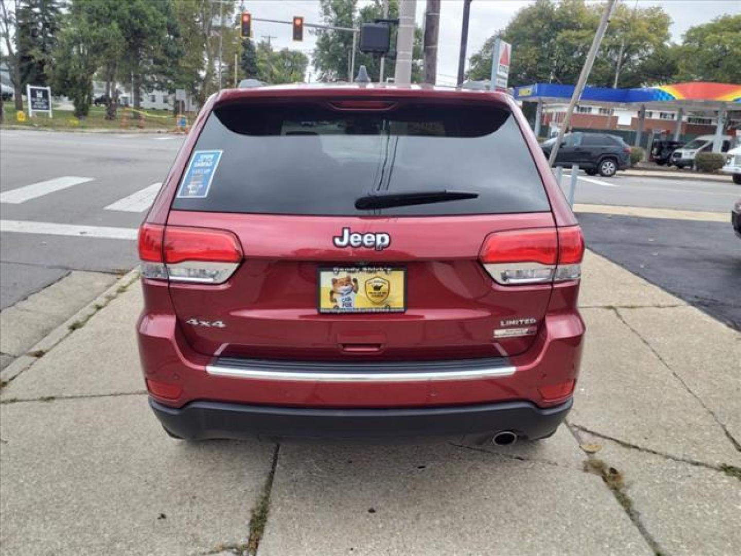 2015 Deep Cherry Red Crystal Pearl Coat Jeep Grand Cherokee 4x4 Limited (1C4RJFBG8FC) with an 3.6L 3.6L V6 290hp 260ft. lbs. Sequential Multiport Fuel Injection engine, 8-Speed Shiftable Automatic transmission, located at 5505 N. Summit St., Toledo, OH, 43611, (419) 729-2688, 41.654953, -83.530014 - Photo#26