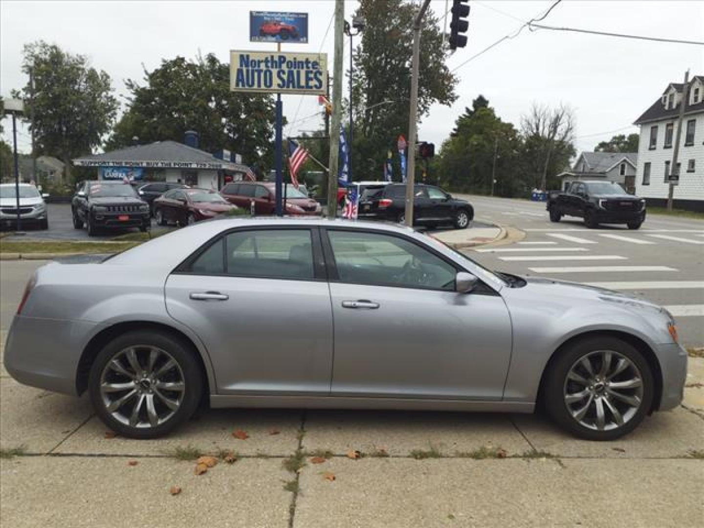 2014 Billet Silver Metallic Clear Coat Chrysler 300 S (2C3CCABG0EH) with an 3.6L Pentastar 3.6L V6 300hp 264ft. lbs. Sequential Multiport Fuel Injection engine, 8-Speed Shiftable Automatic transmission, located at 5505 N. Summit St., Toledo, OH, 43611, (419) 729-2688, 41.654953, -83.530014 - Photo#0