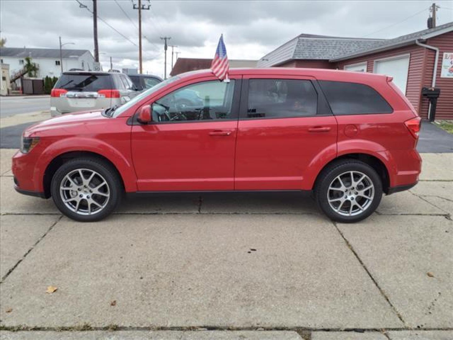 2018 Blood Orange Clear Coat Pf2 Dodge Journey AWD GT (3C4PDDEG5JT) with an 3.6L Pentastar 3.6L V6 283hp 260ft. lbs. Sequential Multiport Fuel Injection engine, 6-Speed Shiftable Automatic transmission, located at 5505 N. Summit St., Toledo, OH, 43611, (419) 729-2688, 41.654953, -83.530014 - Photo#24