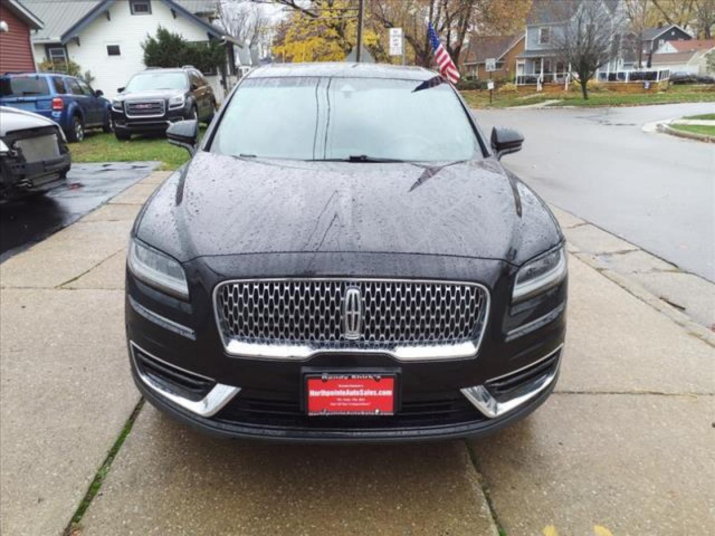 2019 Infinite Black Um Lincoln Nautilus AWD Reserve (2LMPJ8L9XKB) with an 2.0L 2.0L Turbo I4 250hp 275ft. lbs. Direct Injection engine, 8-Speed Shiftable Automatic transmission, located at 5505 N. Summit St., Toledo, OH, 43611, (419) 729-2688, 41.654953, -83.530014 - Photo#22