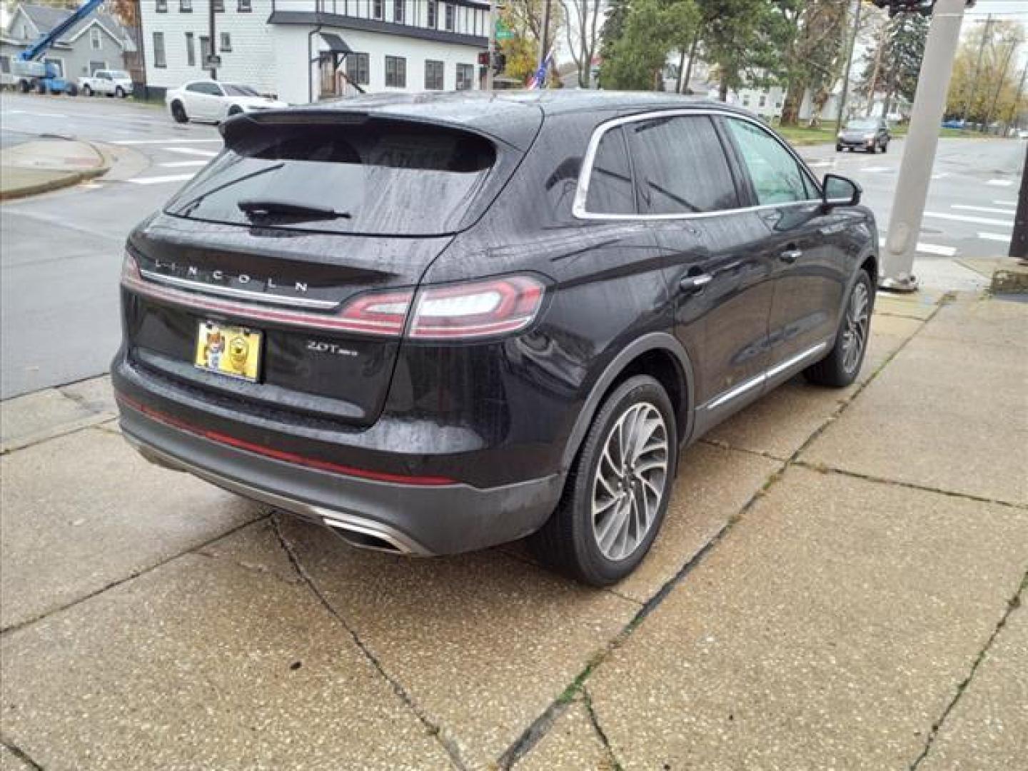 2019 Infinite Black Um Lincoln Nautilus AWD Reserve (2LMPJ8L9XKB) with an 2.0L 2.0L Turbo I4 250hp 275ft. lbs. Direct Injection engine, 8-Speed Shiftable Automatic transmission, located at 5505 N. Summit St., Toledo, OH, 43611, (419) 729-2688, 41.654953, -83.530014 - Photo#27