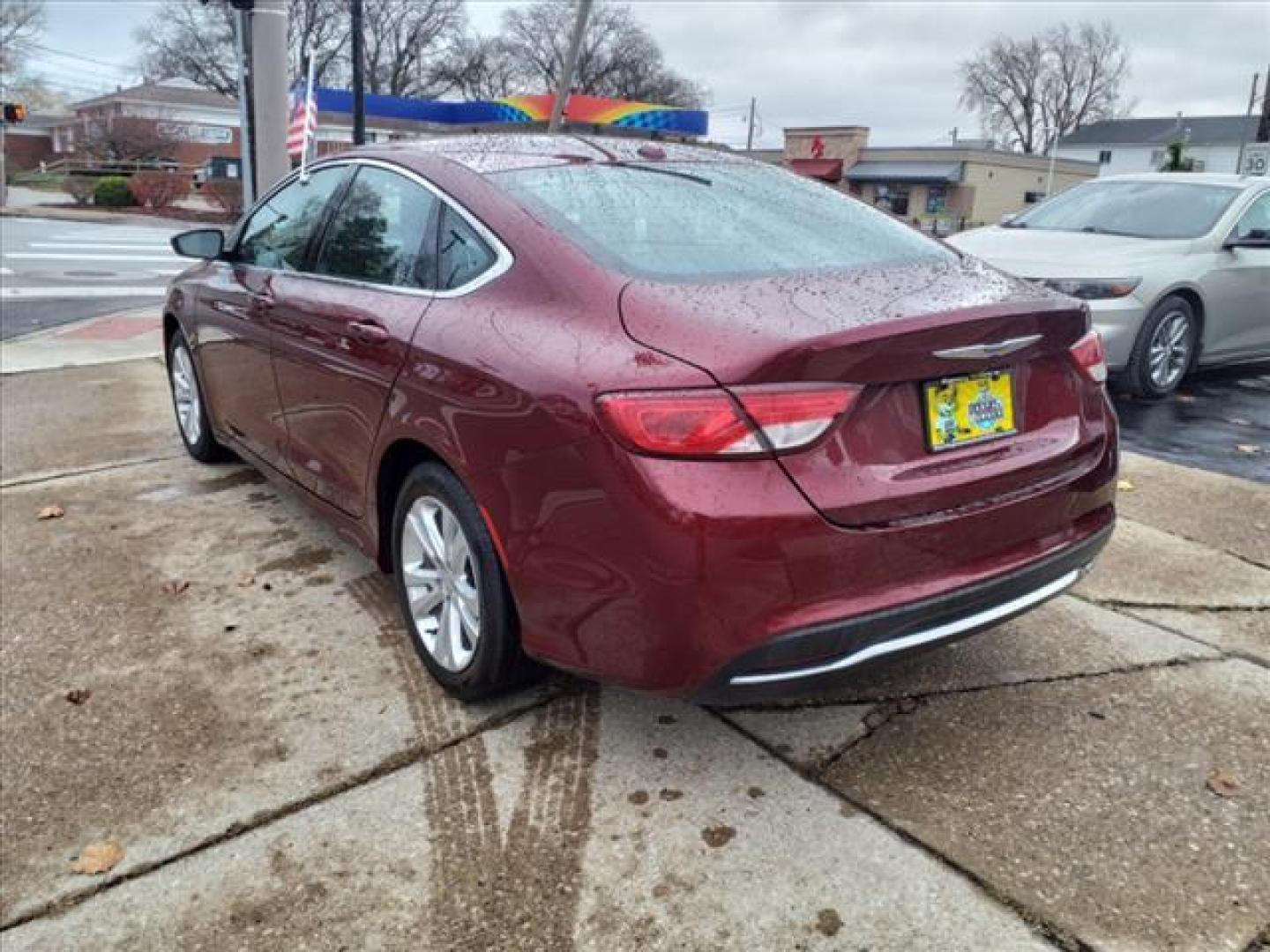 2015 Velvet Red Pearl Coat Prv Chrysler 200 Limited (1C3CCCAB3FN) with an 2.4L 2.4L I4 184hp 173ft. lbs. Sequential Multiport Fuel Injection engine, 9-Speed Shiftable Automatic transmission, located at 5505 N. Summit St., Toledo, OH, 43611, (419) 729-2688, 41.654953, -83.530014 - Photo#20