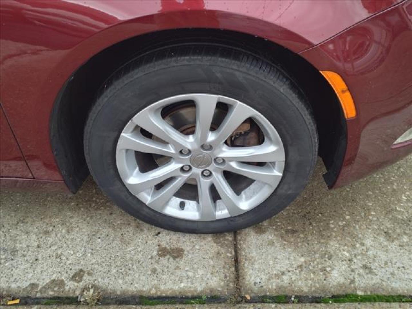 2015 Velvet Red Pearl Coat Prv Chrysler 200 Limited (1C3CCCAB3FN) with an 2.4L 2.4L I4 184hp 173ft. lbs. Sequential Multiport Fuel Injection engine, 9-Speed Shiftable Automatic transmission, located at 5505 N. Summit St., Toledo, OH, 43611, (419) 729-2688, 41.654953, -83.530014 - Photo#24