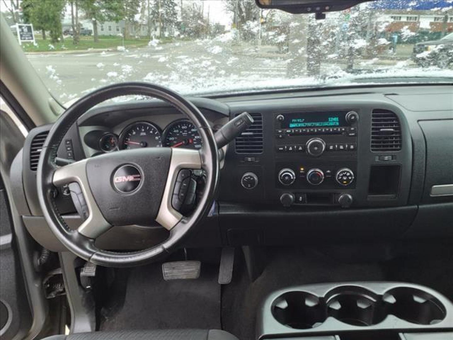 2013 Steel Gray Metallic 16u GMC Sierra 1500 4x4 SLE (3GTP2VEA8DG) with an 4.8L Vortec 4.8L Flex Fuel V8 302hp 305ft. lbs. Sequential-Port F.I. engine, 4-Speed Automatic transmission, located at 5505 N. Summit St., Toledo, OH, 43611, (419) 729-2688, 41.654953, -83.530014 - Photo#3