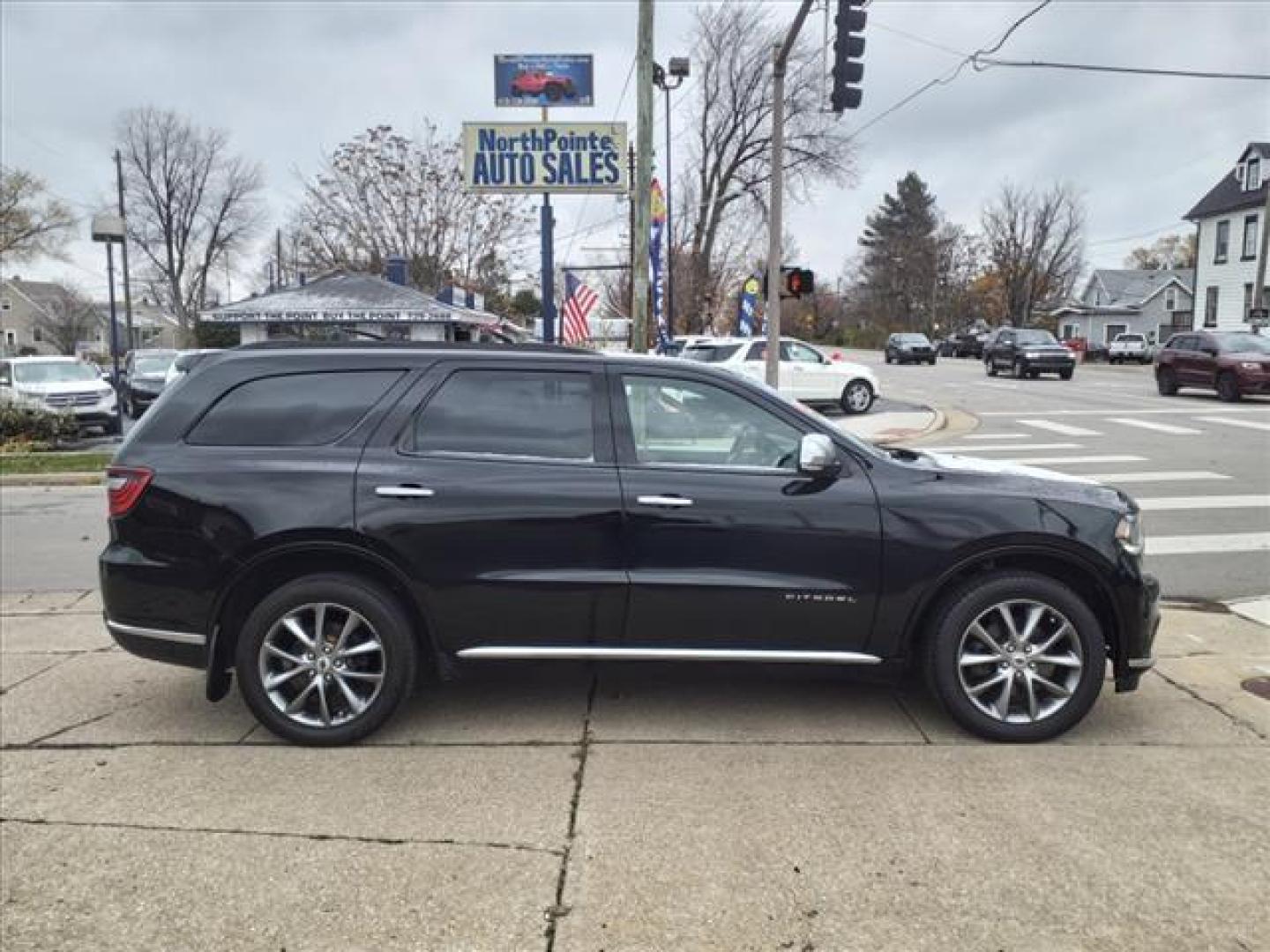 2020 Diamond Black Clear Coat Pxj Dodge Durango AWD Citadel (1C4RDJEG6LC) with an 3.6L Pentastar 3.6L V6 295hp 260ft. lbs. Sequential Multiport Fuel Injection engine, 8-Speed Shiftable Automatic transmission, located at 5505 N. Summit St., Toledo, OH, 43611, (419) 729-2688, 41.654953, -83.530014 - Photo#0