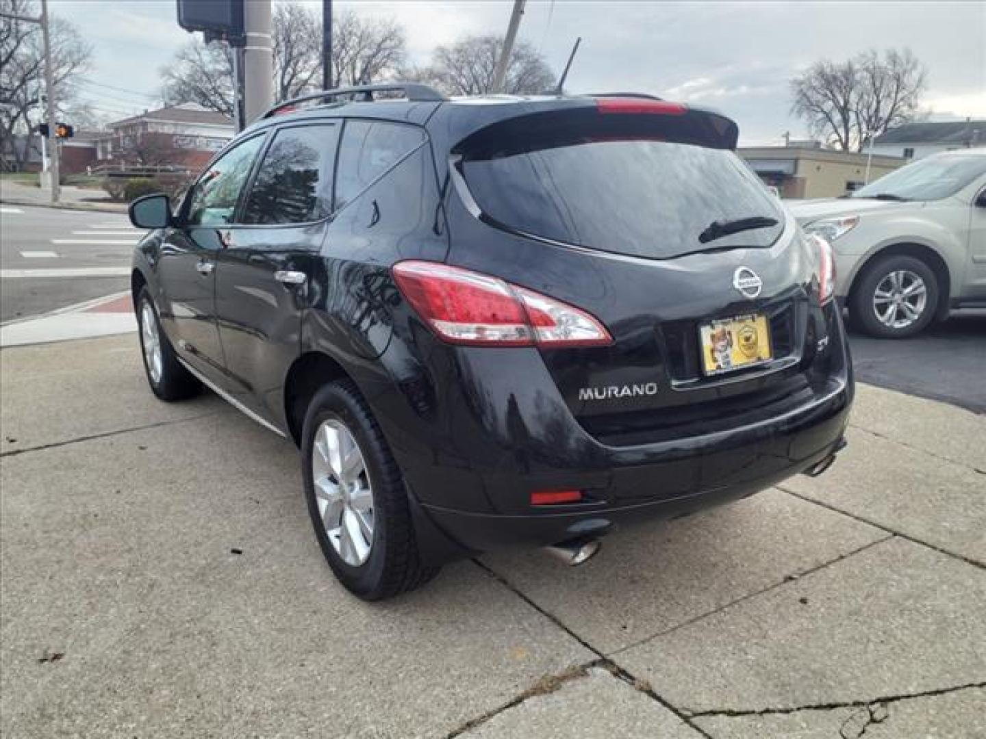 2014 Super Black Kh3 Nissan Murano SV AWD (JN8AZ1MW3EW) with an 3.5L 3.5L V6 260hp 240ft. lbs. Fuel Injected engine, Automatic transmission, located at 5505 N. Summit St., Toledo, OH, 43611, (419) 729-2688, 41.654953, -83.530014 - Photo#24