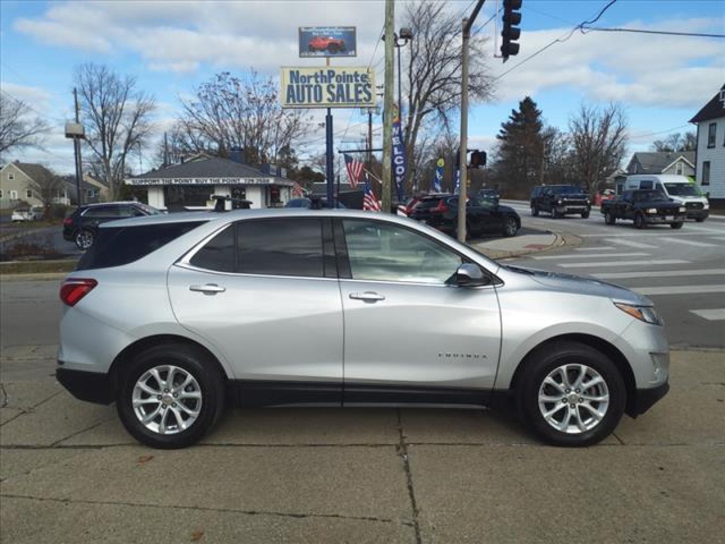 2019 Silver Ice Metallic Gan Chevrolet Equinox LT (2GNAXKEV4K6) with an 1.5L 1.5L Turbo I4 170hp 203ft. lbs. Direct Injection engine, 6-Speed Shiftable Automatic transmission, located at 5505 N. Summit St., Toledo, OH, 43611, (419) 729-2688, 41.654953, -83.530014 - Photo#0