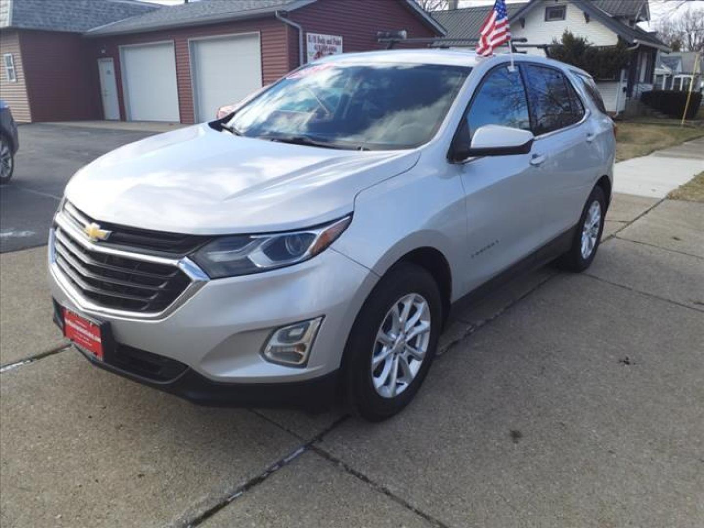 2019 Silver Ice Metallic Gan Chevrolet Equinox LT (2GNAXKEV4K6) with an 1.5L 1.5L Turbo I4 170hp 203ft. lbs. Direct Injection engine, 6-Speed Shiftable Automatic transmission, located at 5505 N. Summit St., Toledo, OH, 43611, (419) 729-2688, 41.654953, -83.530014 - Photo#20