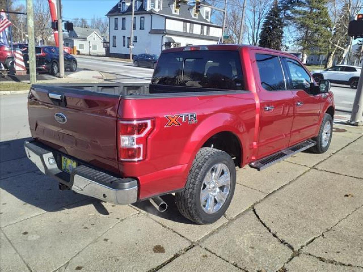 2018 Ruby Red Metallic Tinted Clearcoat Rr Ford F-150 4x4 XLT (1FTEW1E53JF) with an 5.0L 5.0L V8 395hp 400ft. lbs. Direct Injection engine, 10-Speed Shiftable Automatic transmission, located at 5505 N. Summit St., Toledo, OH, 43611, (419) 729-2688, 41.654953, -83.530014 - Photo#24