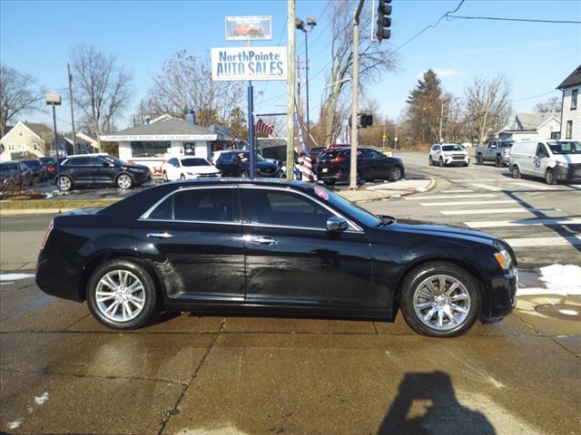 photo of 2013 Chrysler 300 C