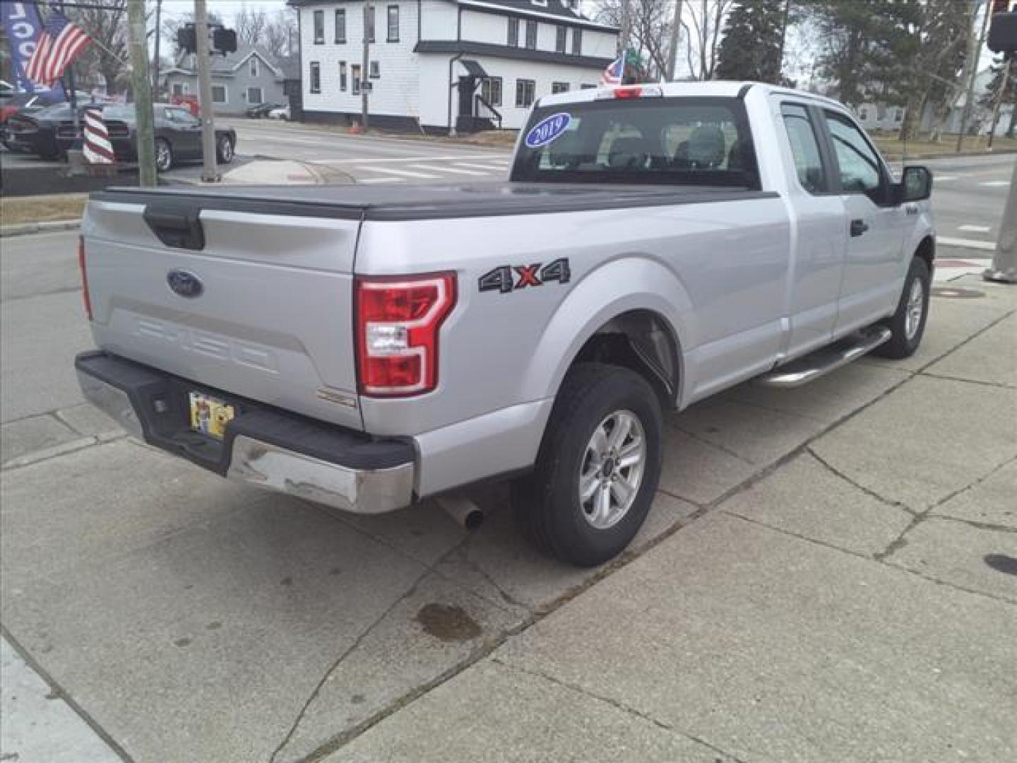 2019 Ingot Silver Ux Ford F-150 4x4 XL (1FTEX1E56KK) with an 5.0L 5.0L Flex Fuel V8 395hp 400ft. lbs. Direct Injection engine, 10-Speed Shiftable Automatic transmission, located at 5505 N. Summit St., Toledo, OH, 43611, (419) 729-2688, 41.654953, -83.530014 - Photo#22