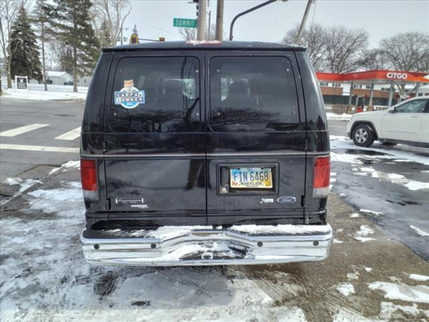 2011 Black Ua Ford E-Series E-150 XLT (1FMNE1BL0BD) with an 5.4L Triton 5.4L Flex Fuel V8 255hp 350ft. lbs. Sequential Multiport Fuel Injection engine, 4-Speed Automatic transmission, located at 5505 N. Summit St., Toledo, OH, 43611, (419) 729-2688, 41.654953, -83.530014 - Photo#21