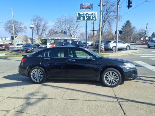2013 Chrysler 200 Limited