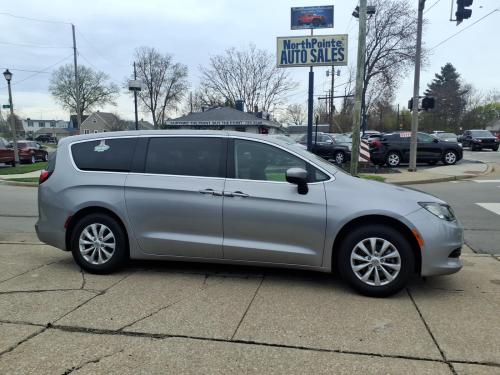 2017 Chrysler Pacifica Touring